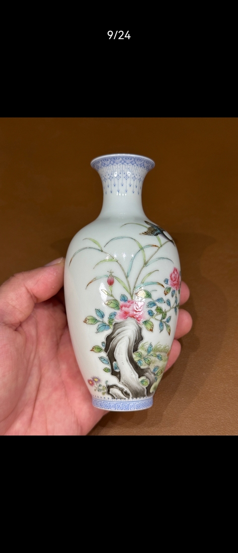 古玩陶瓷花鳥(niǎo)紋瓶真品鑒賞圖