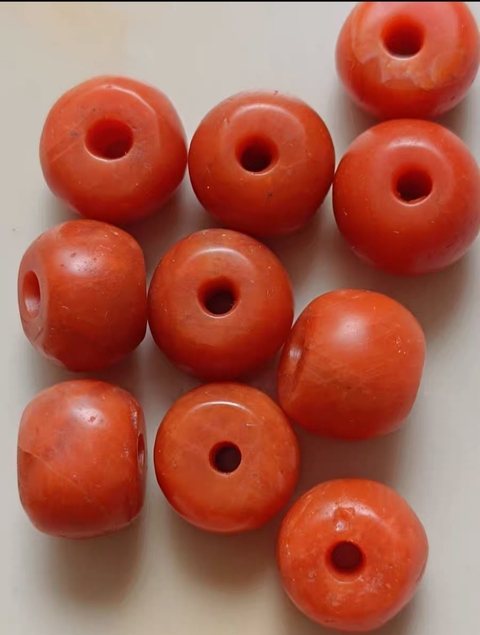 古玩玉器天然南紅瑪瑙珠真品鑒賞圖