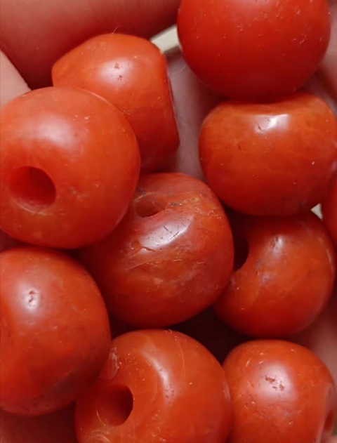 古玩玉器天然南紅瑪瑙珠真品鑒賞圖