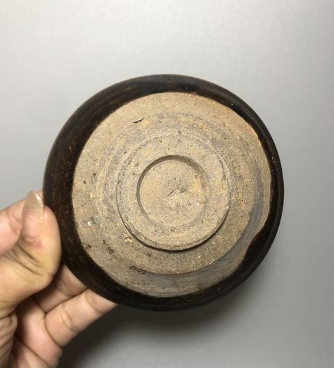古玩陶瓷黑釉茶盞真品鑒賞圖