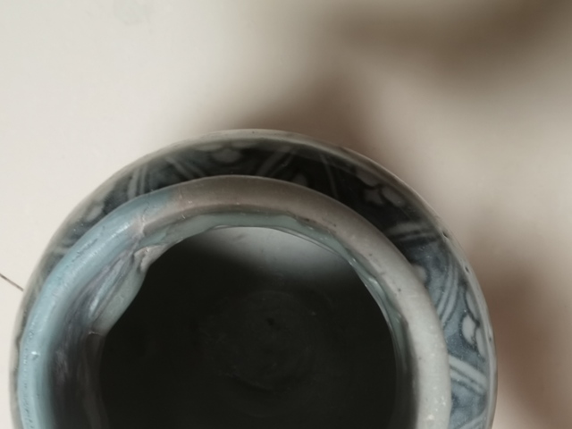 古玩陶瓷青花花花卉罐真品鑒賞圖