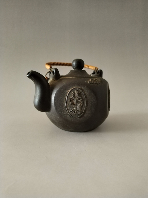 古玩雜項(xiàng)八仙提梁壺真品鑒賞圖