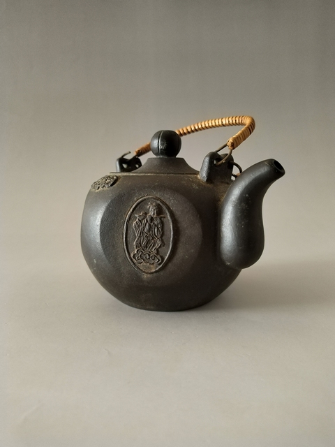 古玩雜項(xiàng)八仙提梁壺真品鑒賞圖