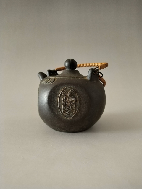 古玩雜項(xiàng)八仙提梁壺真品鑒賞圖