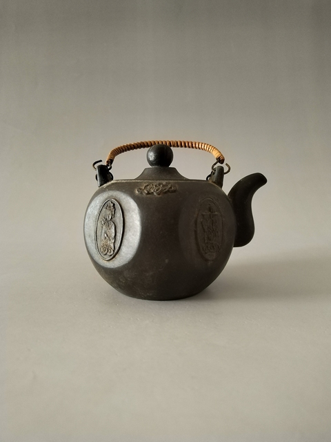 古玩雜項(xiàng)八仙提梁壺真品鑒賞圖