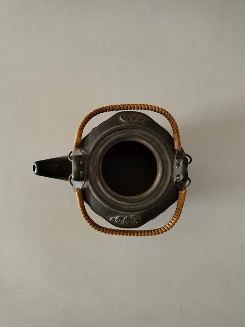 古玩雜項(xiàng)八仙提梁壺真品鑒賞圖