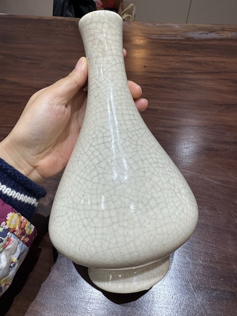 古玩陶瓷漳州窯哥釉撇口瓶真品鑒賞圖