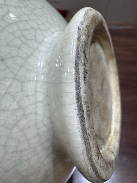 古玩陶瓷漳州窯哥釉撇口瓶真品鑒賞圖