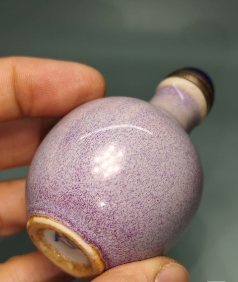 古玩陶瓷窯變鼻煙壺真品鑒賞圖