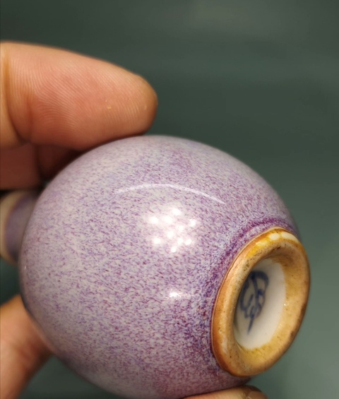 古玩陶瓷窯變鼻煙壺真品鑒賞圖