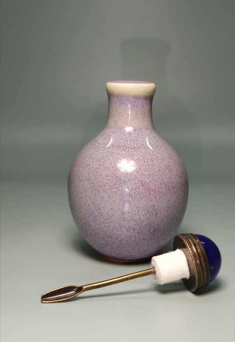 古玩陶瓷窯變鼻煙壺真品鑒賞圖