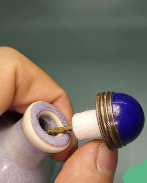 古玩陶瓷窯變鼻煙壺真品鑒賞圖