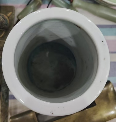 古玩陶瓷花鳥紋青花筆筒真品鑒賞圖