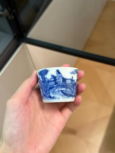 古玩陶瓷青花山水人物紋杯真品鑒賞圖