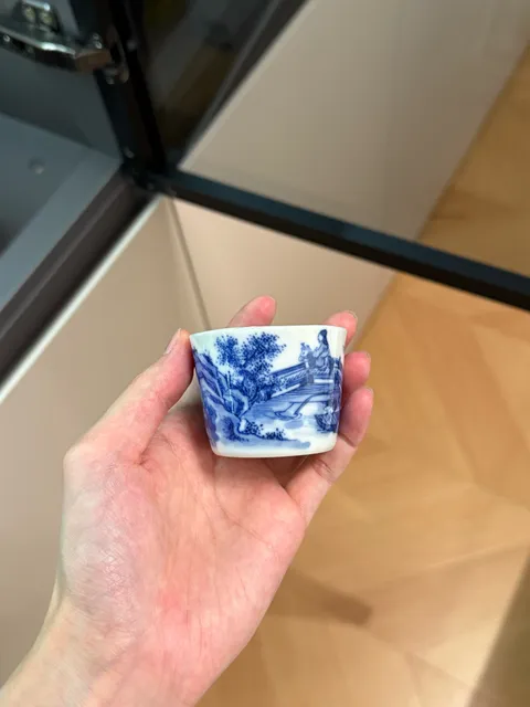 古玩陶瓷青花山水人物紋杯真品鑒賞圖