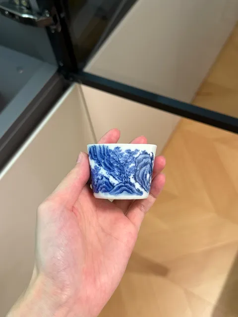 古玩陶瓷青花山水人物紋杯真品鑒賞圖