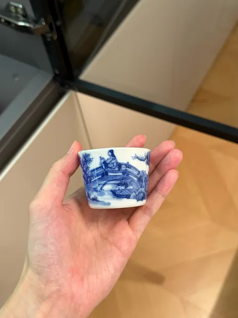 古玩陶瓷青花山水人物紋杯真品鑒賞圖