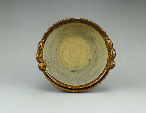 古玩陶瓷精品:明末清初紫金釉三獸足香爐（精品文房雅品）拍賣，當前價格358元