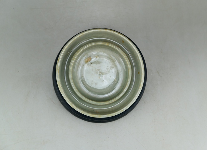 古玩陶瓷龍泉青瓷托盤真品鑒賞圖