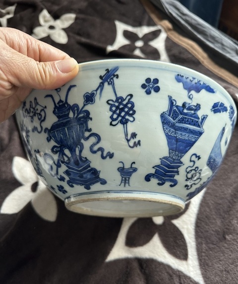 古玩陶瓷青花博古八寶紋碗真品鑒賞圖