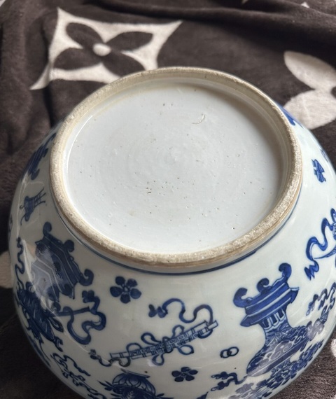 古玩陶瓷青花博古八寶紋碗真品鑒賞圖