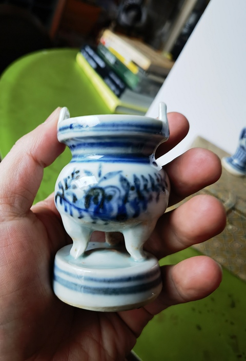 古玩陶瓷青花花卉紋三貢真品鑒賞圖