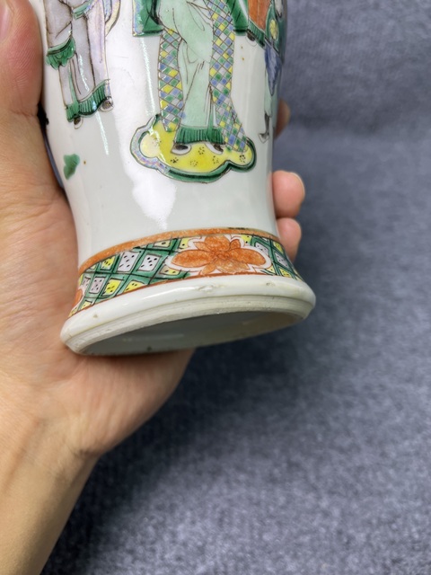 古玩陶瓷五彩人物故事紋雞腿蓋瓶拍賣，當前價格3888元