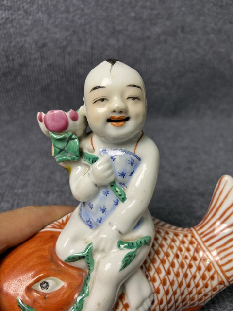 古玩陶瓷粉彩童子塑像拍賣，當前價格1688元