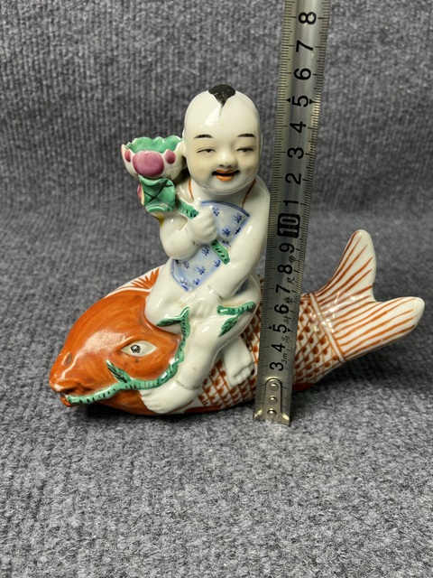 古玩陶瓷粉彩童子塑像拍賣，當前價格1688元