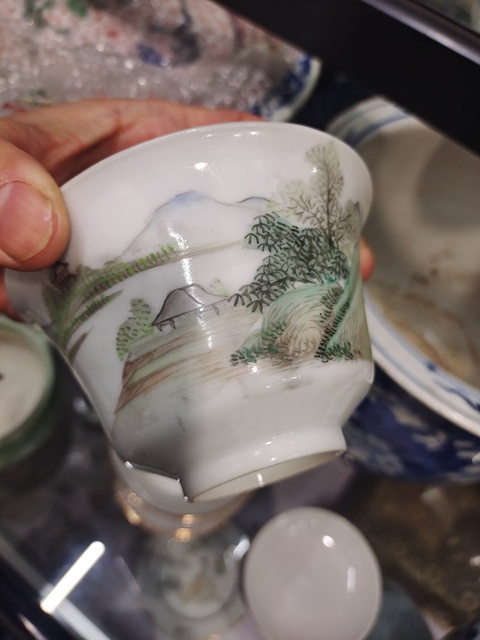 古玩陶瓷淺絳彩山水人物蓋碗真品鑒賞圖