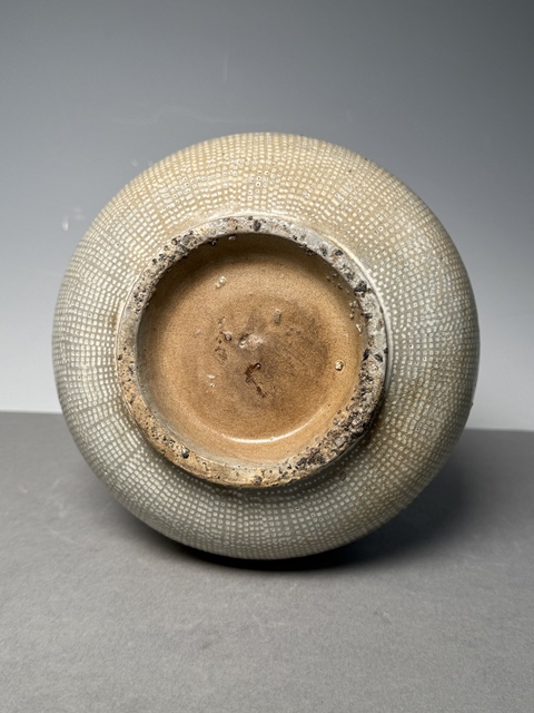 古玩陶瓷14世紀(jì)高麗青瓷鑲嵌玉壺春瓶真品鑒賞圖