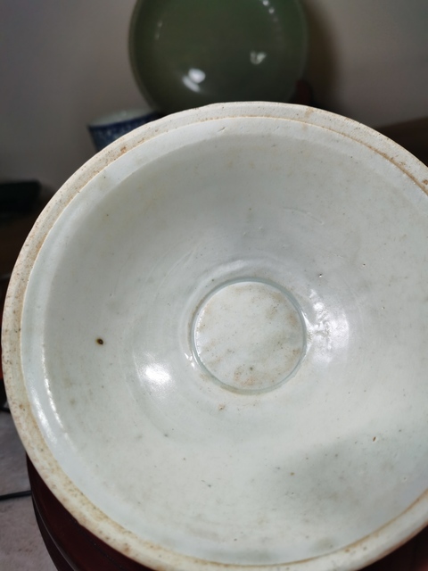 古玩陶瓷青白釉刻仰蓮紋碗真品鑒賞圖