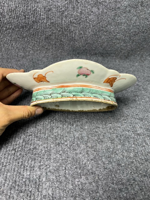 古玩陶瓷粉彩無雙譜供盤拍賣，當(dāng)前價(jià)格1888元