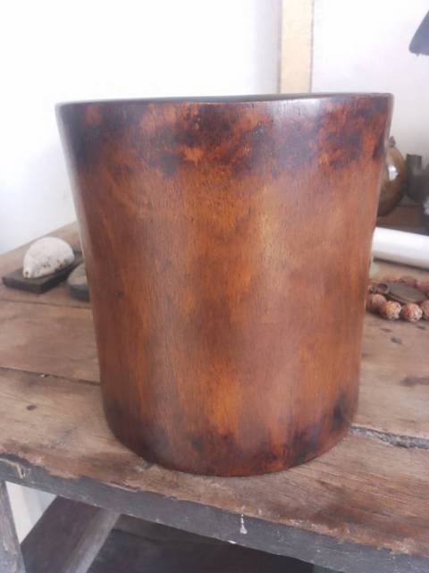 古玩雜項花梨木雕刻制作筆筒真品鑒賞圖