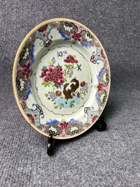 古玩陶瓷粉彩花鳥紋盤真品鑒賞圖