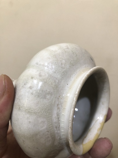 古玩陶瓷邢窯白瓷三足爐真品鑒賞圖