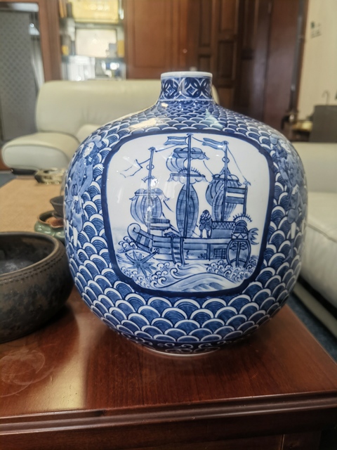 古玩陶瓷青花瓶真品鑒賞圖