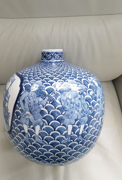 古玩陶瓷青花瓶真品鑒賞圖