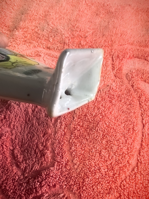 古玩陶瓷清晚期 粉彩人物紋壁瓶真品鑒賞圖