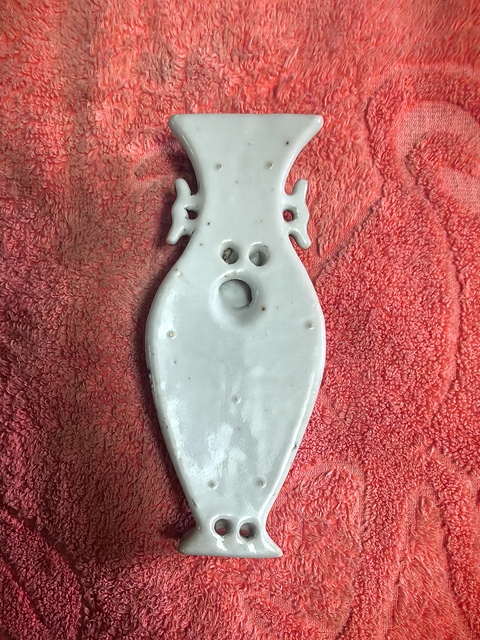 古玩陶瓷清晚期 粉彩人物紋壁瓶真品鑒賞圖