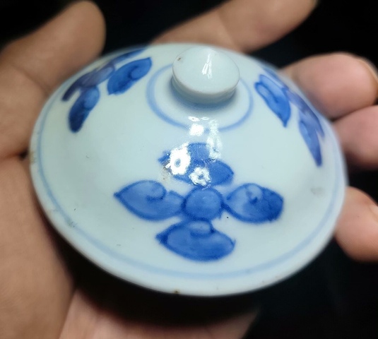 古玩陶瓷青花云紋罐蓋真品鑒賞圖