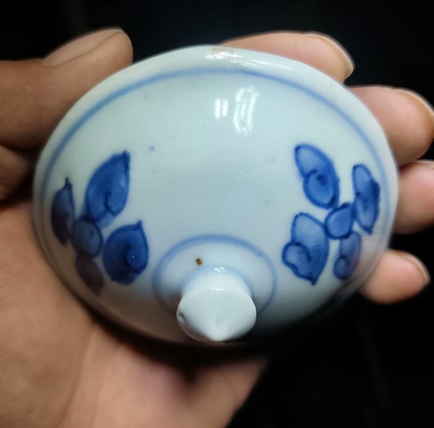 古玩陶瓷青花云紋罐蓋真品鑒賞圖