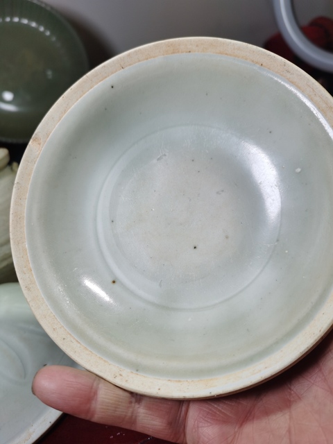 古玩陶瓷青白釉刻仰蓮紋碗真品鑒賞圖