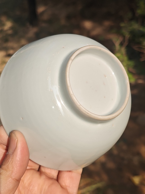 古玩陶瓷清康熙甜白釉碗真品鑒賞圖