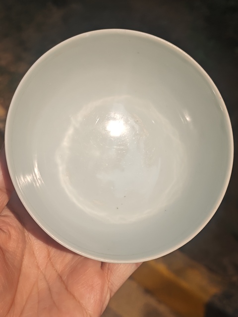 古玩陶瓷清康熙甜白釉碗真品鑒賞圖