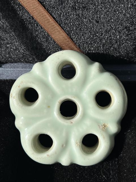 古玩陶瓷青釉蓮蓬花器真品鑒賞圖