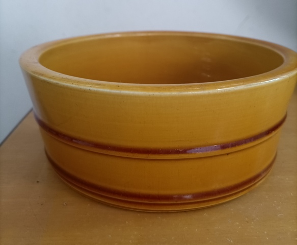 古玩陶瓷黃釉旋紋缸真品鑒賞圖