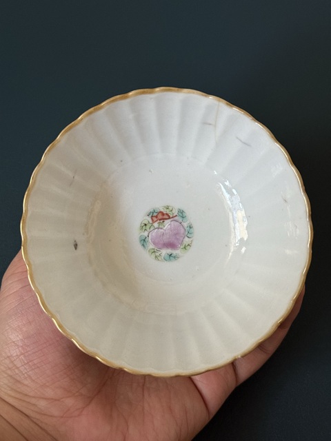 古玩陶瓷清·道光飛蝗騰達細路粉彩碗拍賣，當前價格1100元