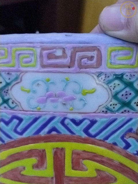 古玩陶瓷粉彩綿地壽字紋花盆真品鑒賞圖