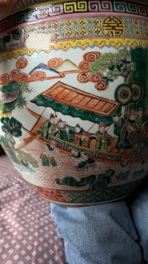 古玩陶瓷粉彩人物故事紋魚缸真品鑒賞圖